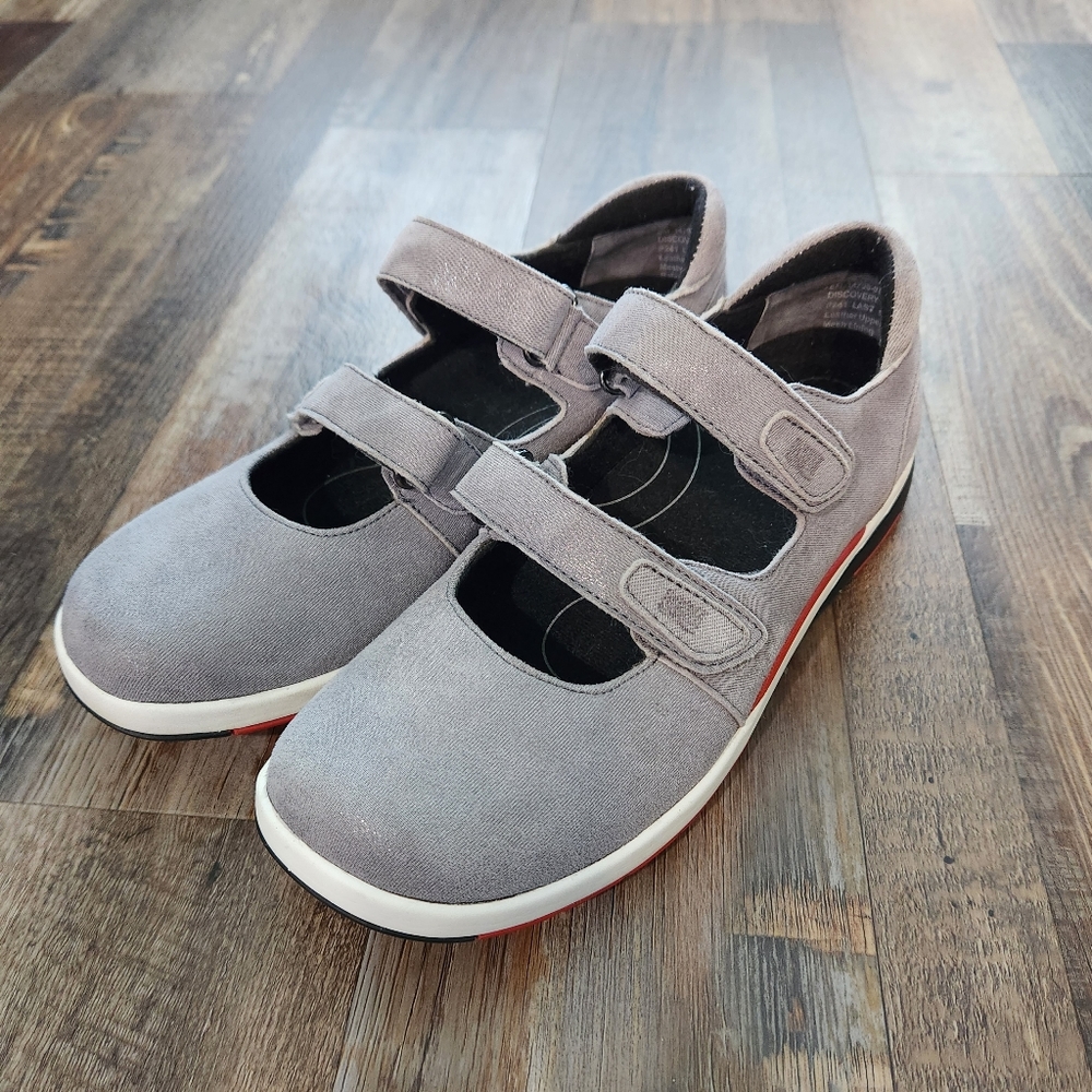 Drew Discovery - Women's Dual Strap Casual Shoes - Picture 2 of 8